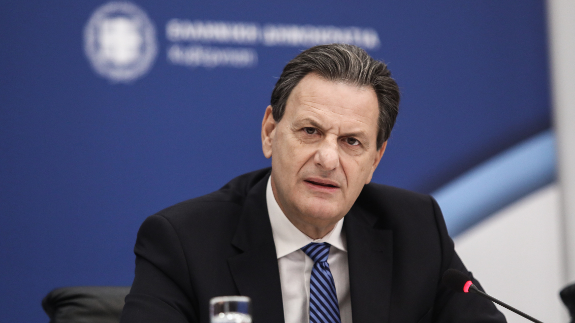 Σκυλακάκης: Η Ελλάδα θα αποφύγει την ύφεση