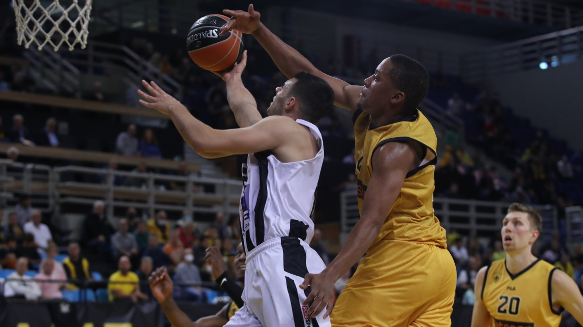 Stoiximan Basket League, ΑΕΚ - Απόλλωνας Πάτρας 83-68: Δεύτερη νίκη υπό το βλέμμα του Κικίλια - Δείτε φωτογραφίες και βίντεο