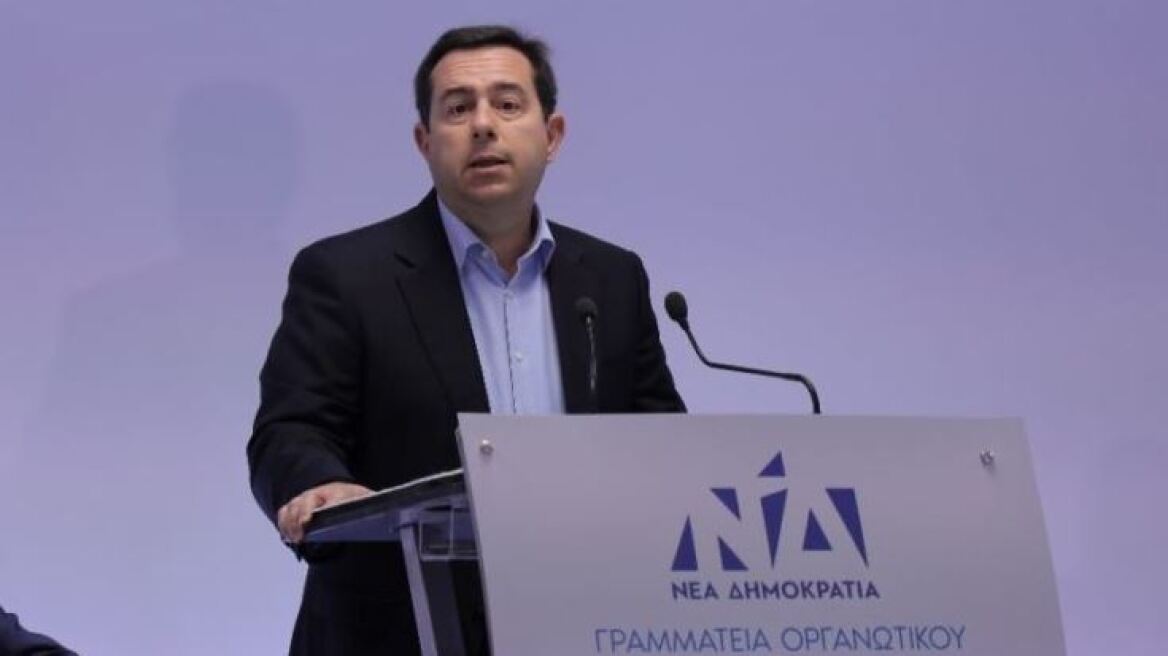 Μεταναστευτικό - Μηταράκης: «Η πολιτική των ανοιχτών συνόρων μετέτρεψε τη χώρα σε αποθήκη ψυχών»