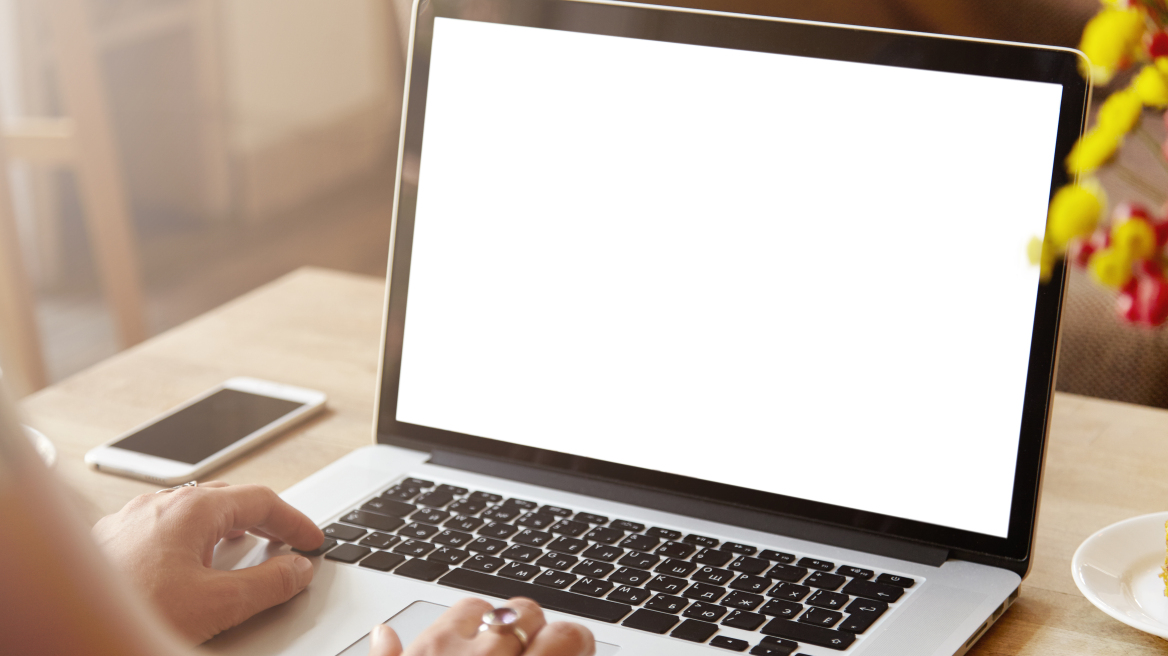 Laptop για το γραφείο: Πώς θα διαλέξετε επαγγελματικό φορητό υπολογιστή