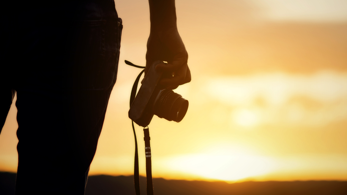 Ποια φωτογραφική μηχανή να πάρω; Καλύτερες λήψεις με Canon ή Nikon;