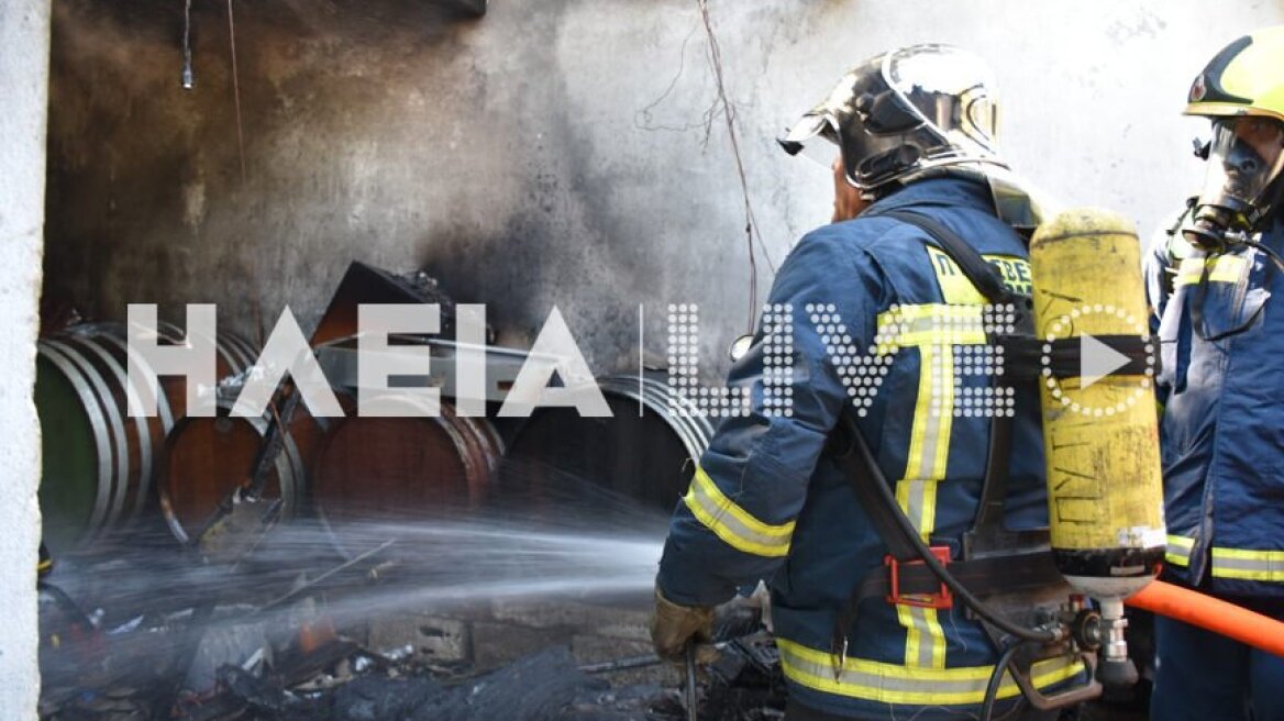 Φωτιά σε αποθήκη στον Πύργο - Στο νοσοκομείο μία γυναίκα