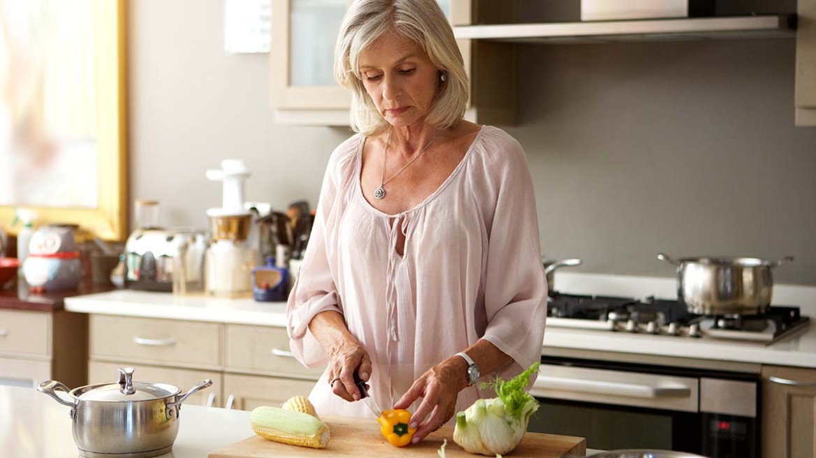 Καούρες: Ποια τρόφιμα να αποφεύγουμε και ποια να προτιμάμε