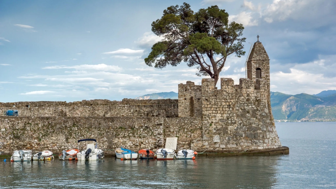 Ναύπακτος: Ένας ιδανικός προορισμός για οικογένειες με παιδιά