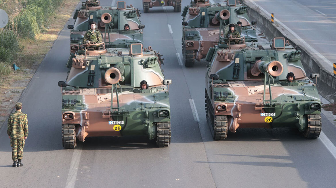 Θεσσαλονίκη: Δείτε εικόνες από τη δοκιμαστική στρατιωτική παρέλαση