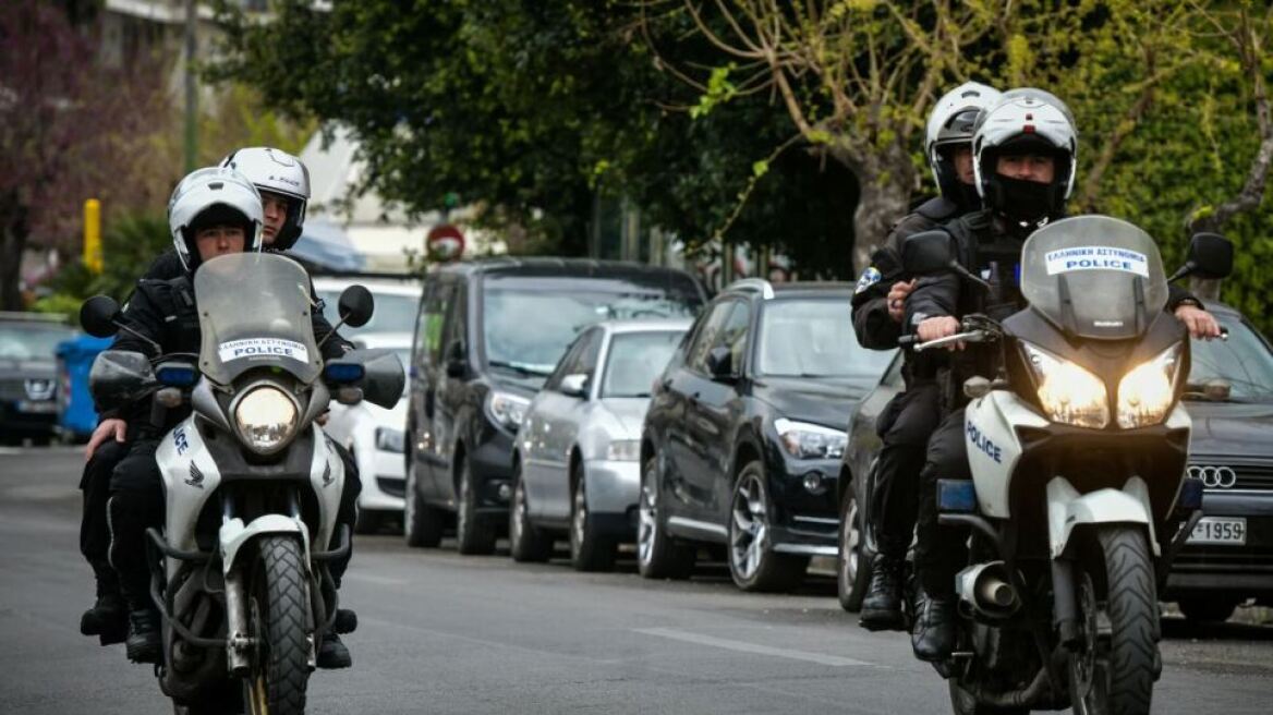 Ηράκλειο: Μπαράζ… τηλεφωνημάτων για βόμβες σε μουσείο, σουπερμάρκετ και fast food