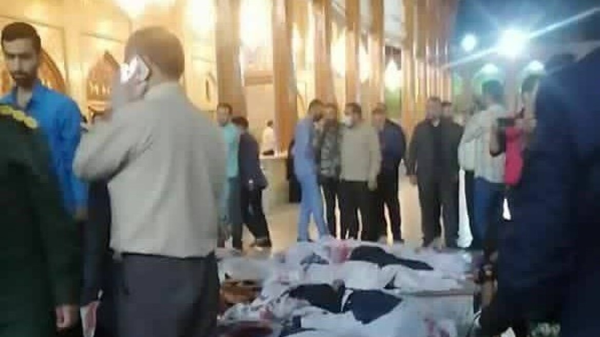 Το Ιράν «δεν θα αφήσει αναπάντητη» την πολύνεκρη επίθεση στο μαυσωλείο της Σιράζ