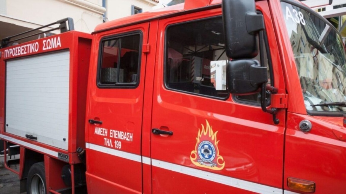 Μεταξουργείο: Φωτιά σε μπαλκόνι διαμερίσματος