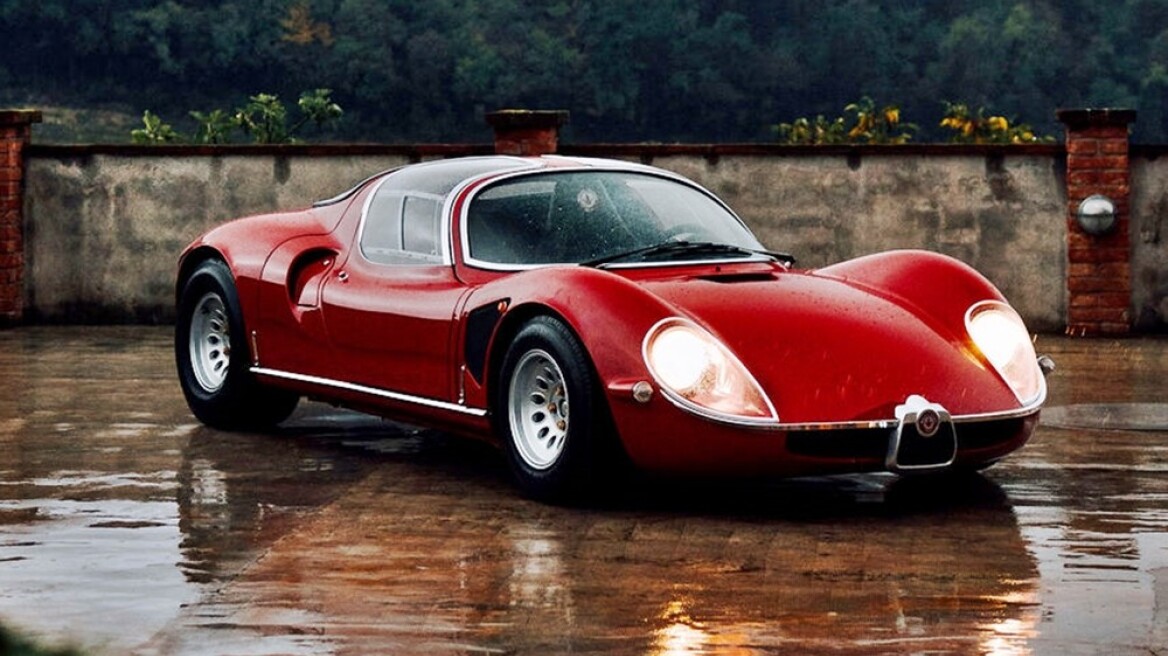 Η Alfa Romeo Tipo 33 Stradale ξαναζεί