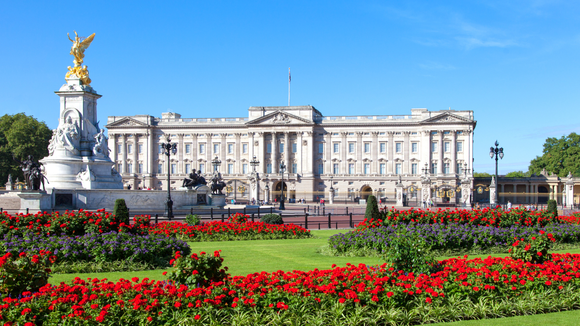 Βρετανία: Μέλη του προσωπικού των ανακτόρων του Μπάκιγχαμ ερευνώνται για καυγά σε μπαρ