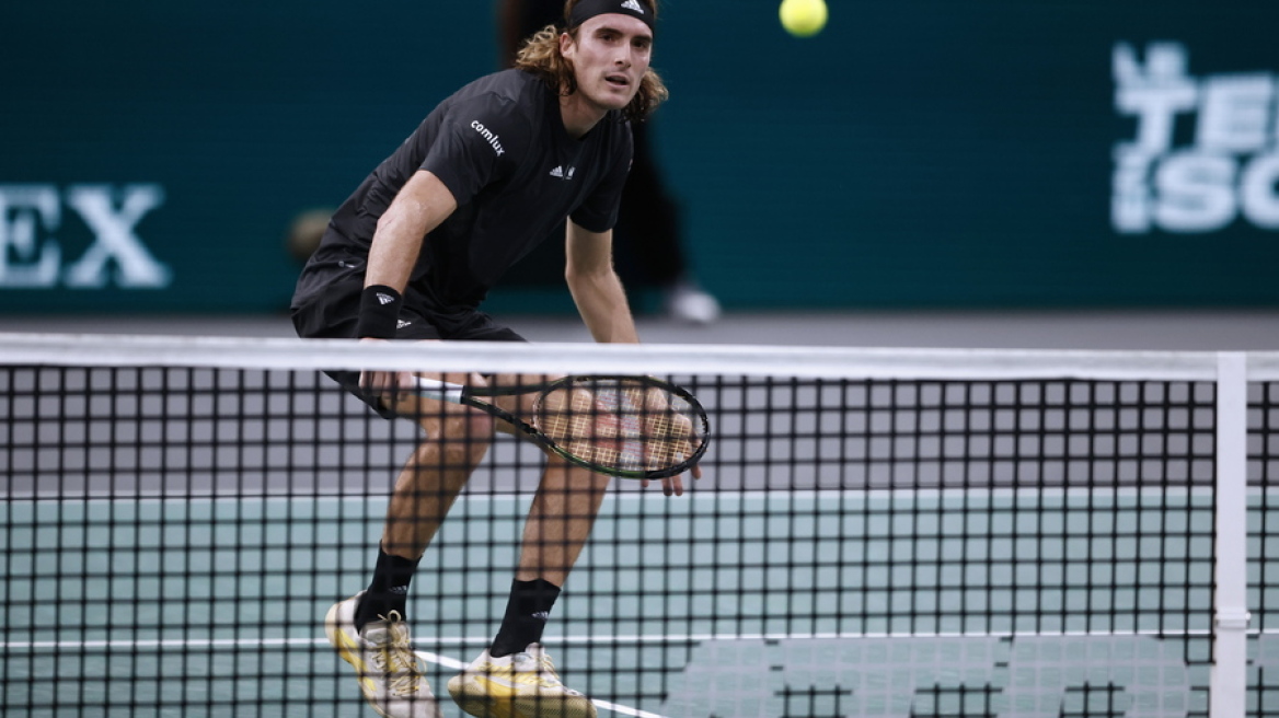 Επιστρέφει στο top-3 ο Στέφανος Τσιτσιπάς