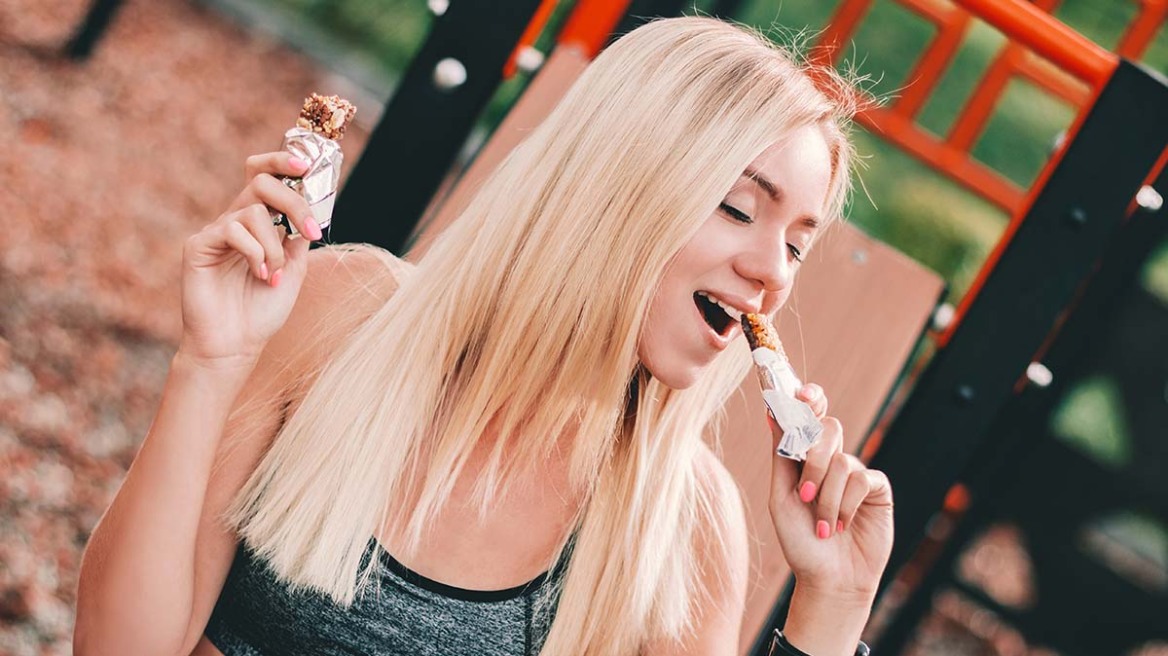 Μπάρες πρωτεΐνης: Και όμως παχαίνουν – Δείτε γιατί