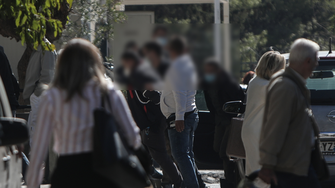 Βιασμός 12χρονης: Στον εισαγγελέα οι δύο νέοι συλληφθέντες