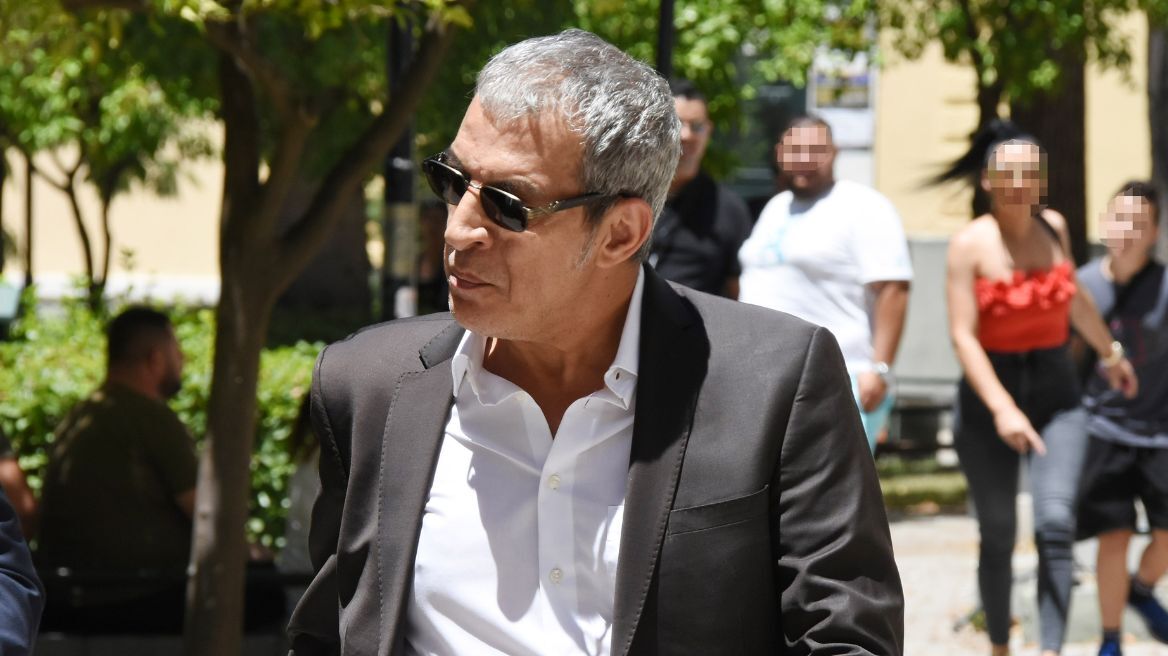 Θέμης Αδαμαντίδης για το σπρώξιμο σε δημοσιογράφο: «Ήταν παρανόηση λόγω μοντάζ»