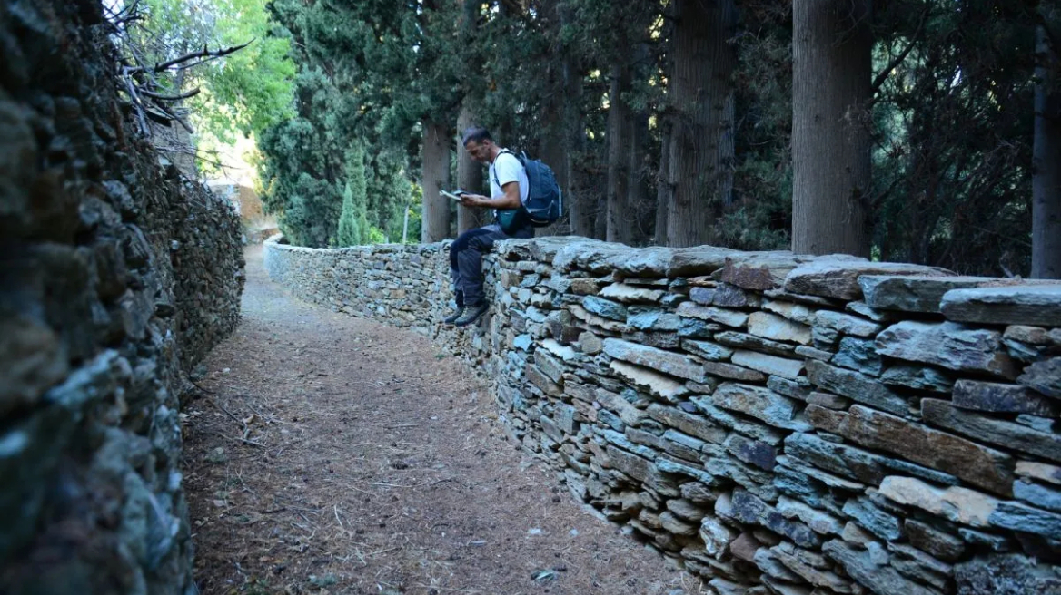 Άνδρος, ένας διεθνής πεζοπορικός προορισμός -Οι τοπ διαδρομές