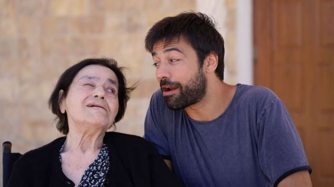 Ανδρέας Γεωργίου: «Έφυγε» η γιαγιά του, η γυναίκα που στάθηκε σαν μάνα στην οικογένεια