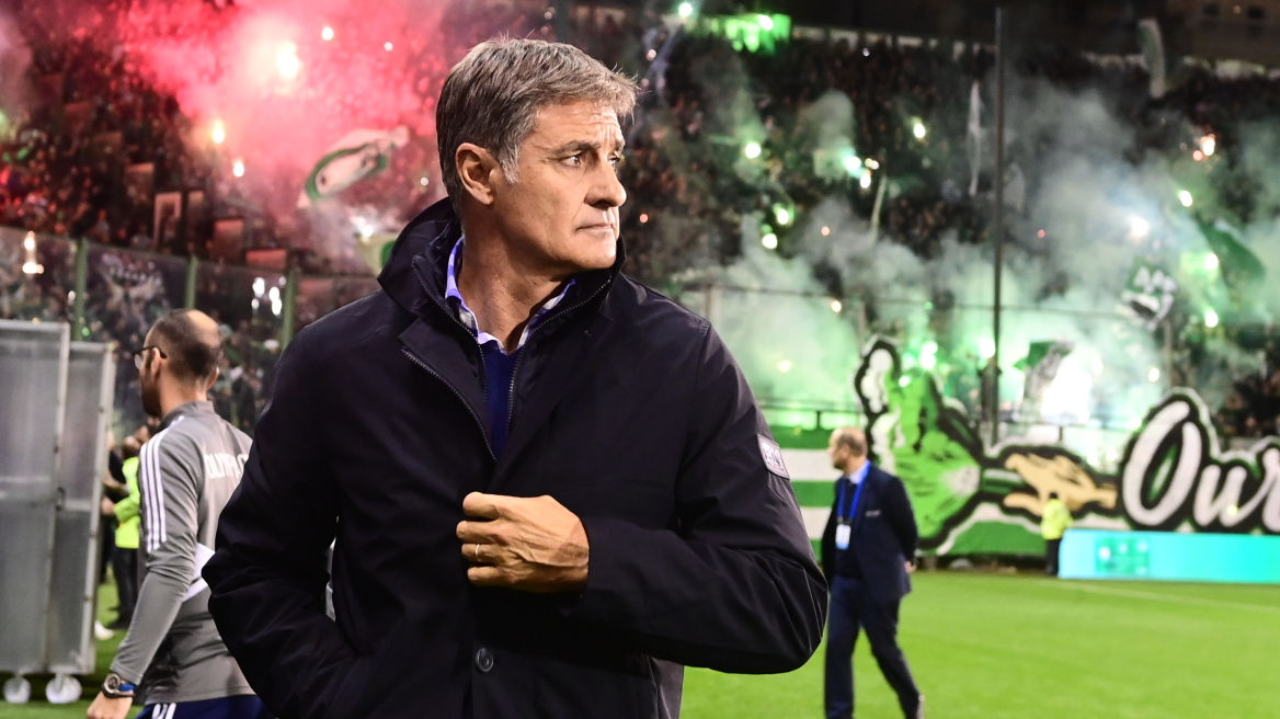 Μίτσελ στους παίκτες: «Δείξατε τι σημαίνει Ολυμπιακός, μπορούμε την ανατροπή»