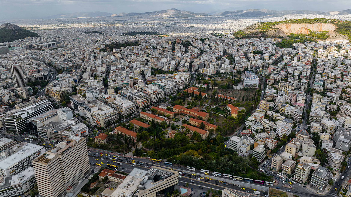 Citizen Day 2022: 250 εργαζόμενοι της L'ORÉAL Hellas έφεραν χαρά στο Γηροκομείο Αθηνών