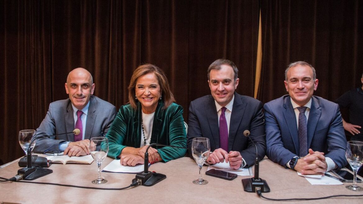 Η εκδήλωση Χατζηβασιλείου στις Σέρρες με Μπακογιάννη, Φίλη και Κωστίδη