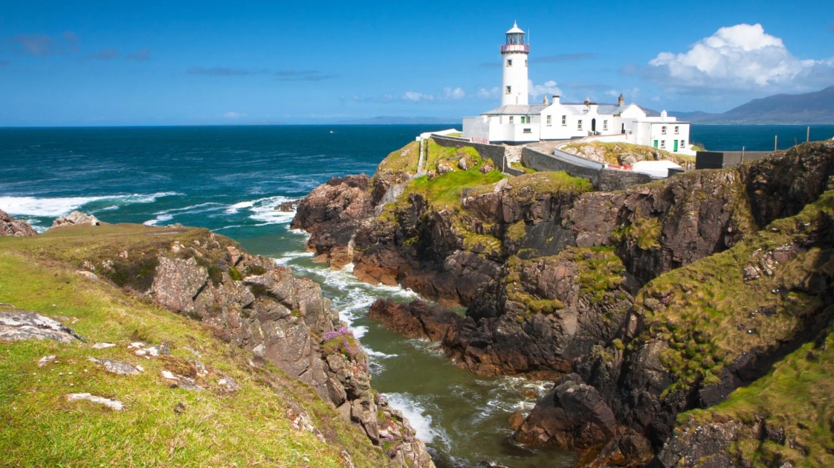 Η εμπειρία του φαροφύλακα: Διακοπές σε εμβληματικούς φάρους του κόσμου