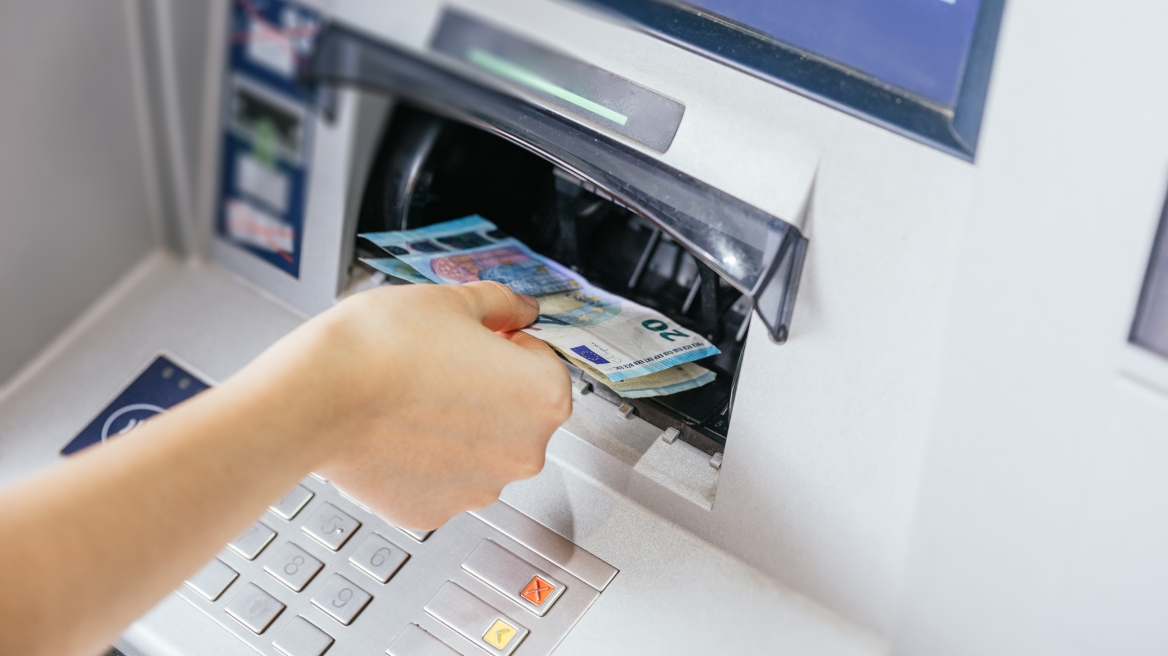 Επιδόματα 58,4 εκατ. ευρώ από ΕΦΚΑ και ΔΥΠΑ έως τις 18 Νοεμβρίου