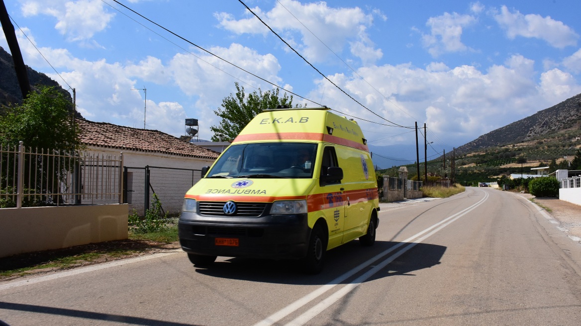 Σοβαρό τροχαίο στη Λακωνία - Σε κρίσιμη κατάσταση ένας 8χρονος