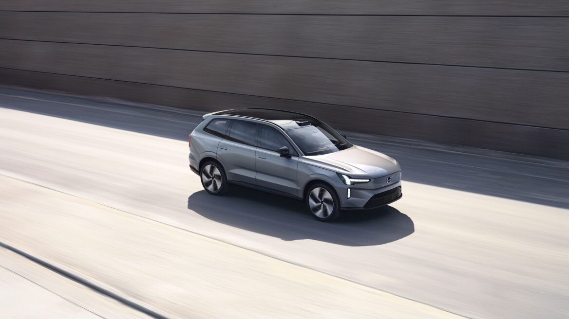 VOLVO EX90: ΣΗΜΕΙΟ ΑΝΑΦΟΡΑΣ