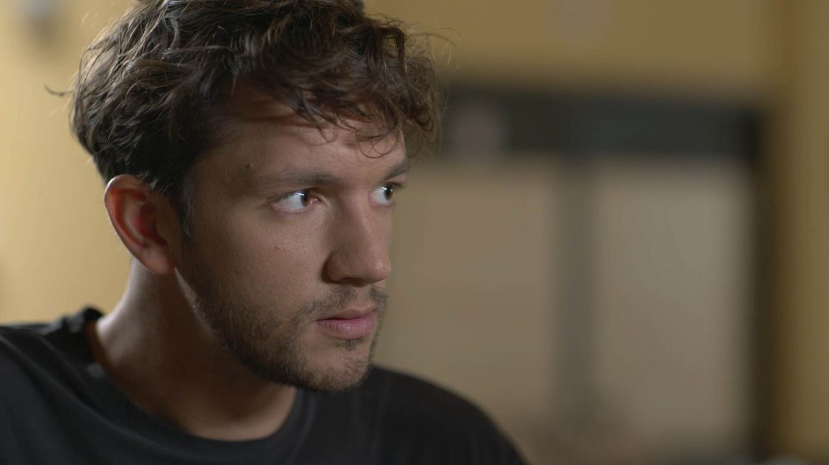 Μαύρο Ρόδο: Ο Πέτρος κάνει μια νέα επίθεση αγάπης στην Ελισάβετ