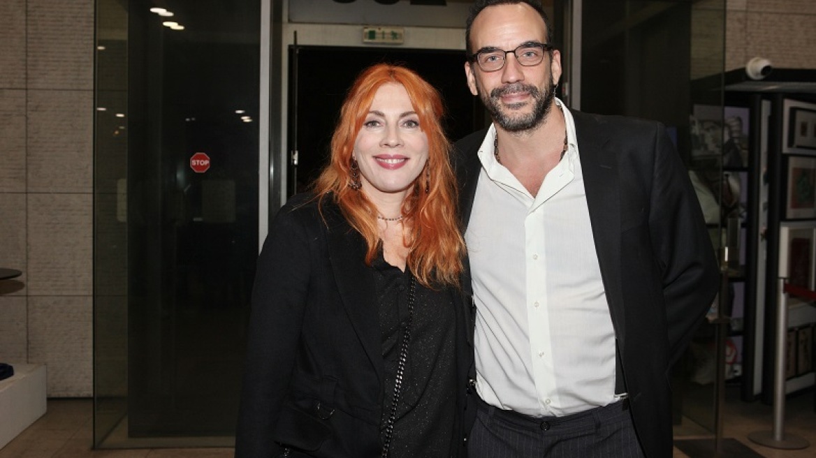 H Σμαράγδα Καρύδη φόρεσε τη τσάντα που συνδυάζει πρακτικότητα και στυλ