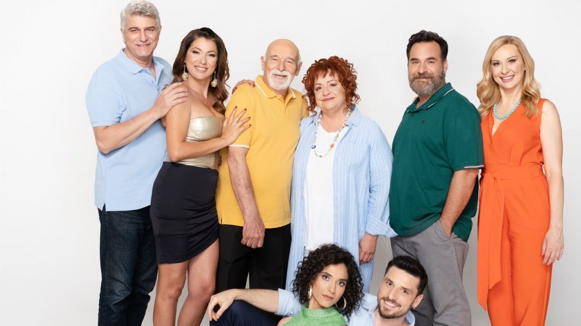 Μην αρχίζεις τη μουρμούρα: Η Ξένια αισθάνεται ότι έχει χαθεί η επαφή με τον Μπάμπη