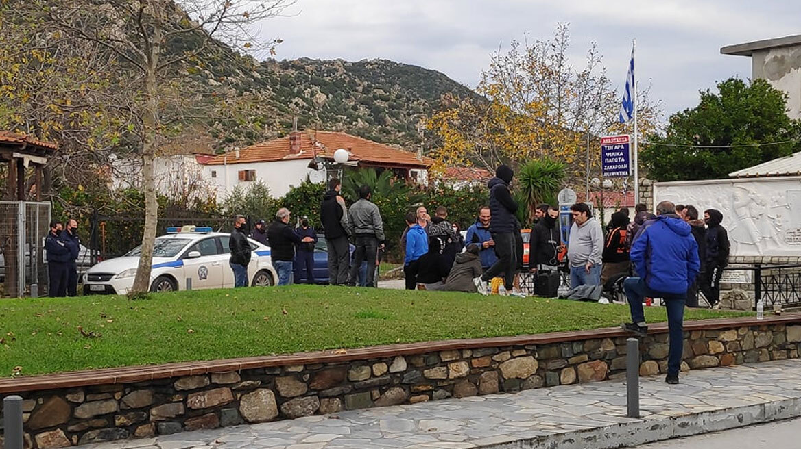 Σήμερα η δίκη των αρνητών του κορωνοϊού από τον Πολύγυρο Χαλκιδικής