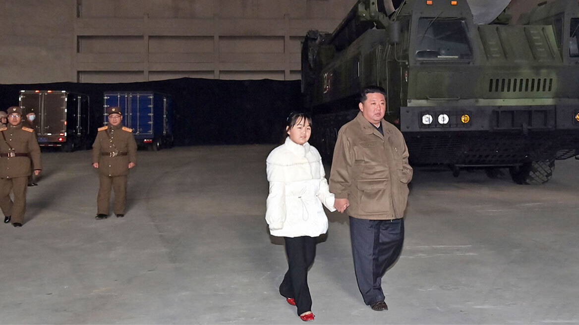Κιμ Γιονγκ Ουν: Η απρόσμενη εμφάνιση της κόρης του και οι πιθανότητες να τον διαδεχτεί