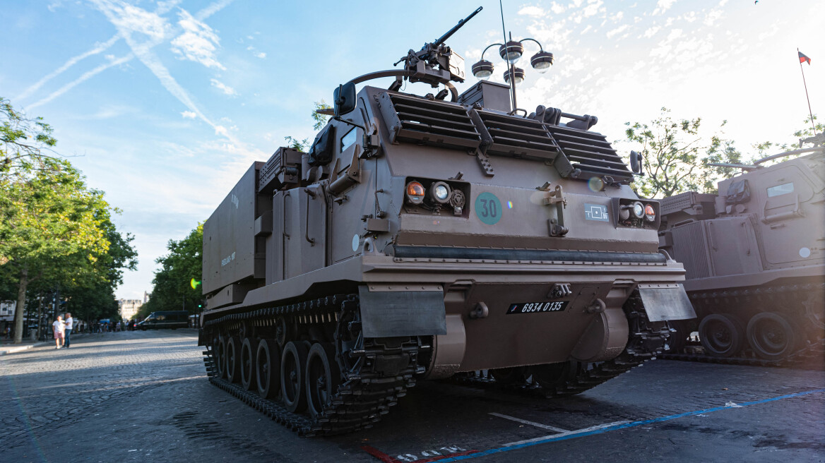 Γαλλία: Παρέδωσε στην Ουκρανία δύο ενιαίους εκτοξευτές ρουκετών