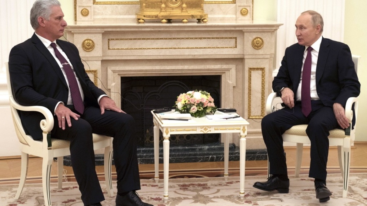 Στο Κρεμλίνο ο πρόεδρος της Κούβας: Είμαστε ενωμένοι ενάντια στην «αυτοκρατορία των Γιάνκηδων»!