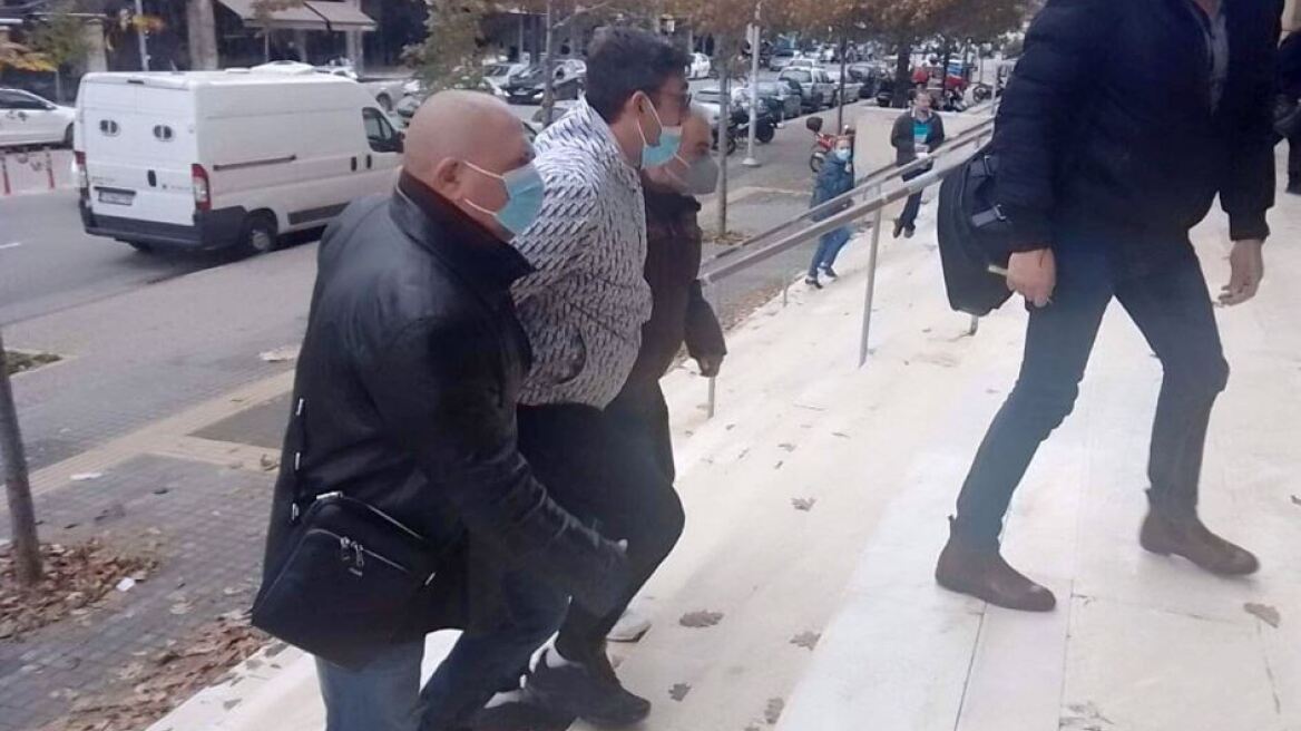 Θεσσαλονίκη: Στη φυλακή ο 35χρονος Ελληνογερμανός παιδόφιλος που παρίστανε τον αστυνομικό