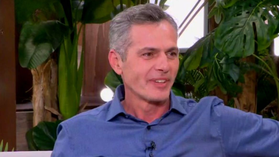 Μάριος Αθανασίου στην Ελένη Μενεγάκη: «Στην πρώτη συνέντευξη που κάναμε μαζί δεν ήθελα καν να μιλάω»