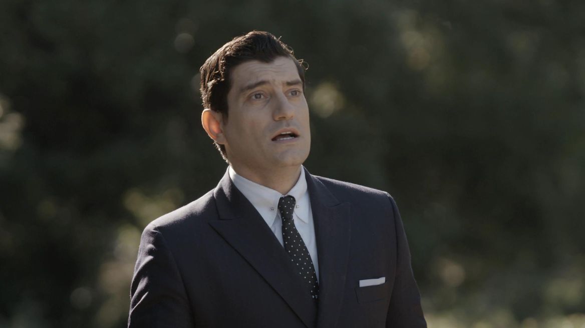 Παράδεισο των κυριών: Ο Ντίνος αντιμετωπίζει την Αμαλία με έναν τρόπο που η ίδια ποτέ δεν θα περίμενε