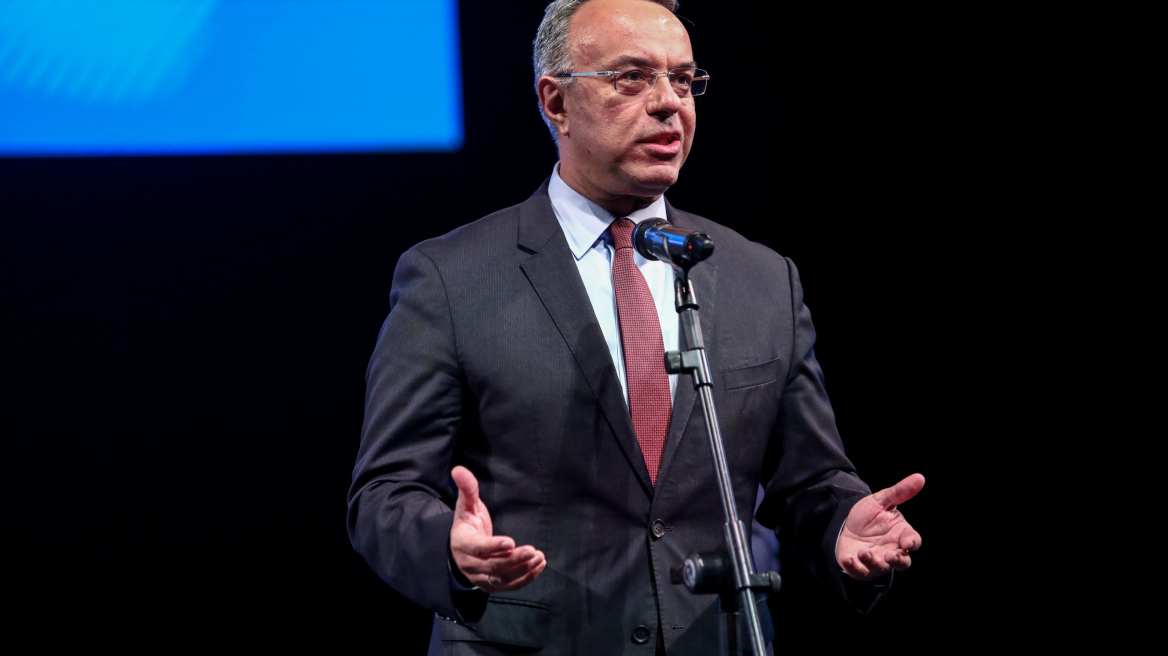 Σταϊκούρας: Η κυβέρνηση δεσμεύεται να συνεχίσει να μειώνει φόρους και ασφαλιστικές εισφορές
