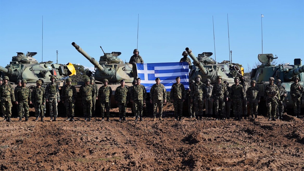 Άσκηση «Κολοσσός-22»: Παρουσία αρχηγού ΓΕΕΘΑ η τελική φάση της - Δείτε φωτογραφίες και βίντεο