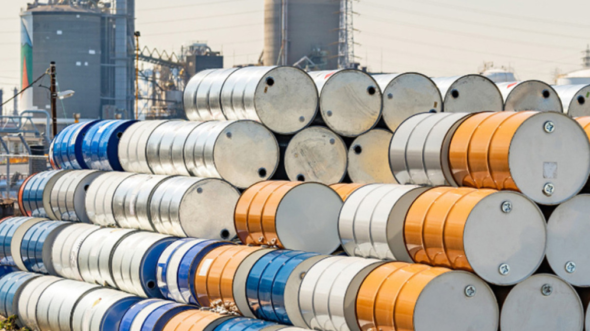 Ανοδος στις τιμές του πετρελαίου - Πάνω από τα 83 δολάρια το μπρεντ 