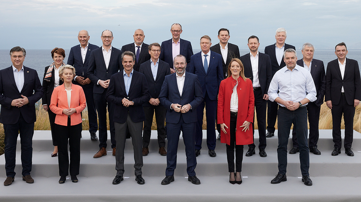 Ο Μητσοτάκης στο πρόγευμα εργασίας των ηγετών του ΕΛΚ