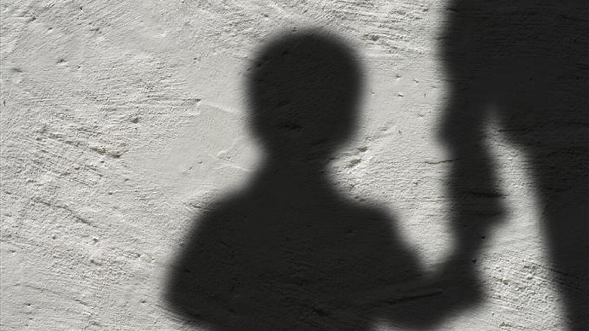 Αλμυρός: Του παρέδωσε το ανήλικο παιδί τους και μετά τον κατήγγειλε για αρπαγή