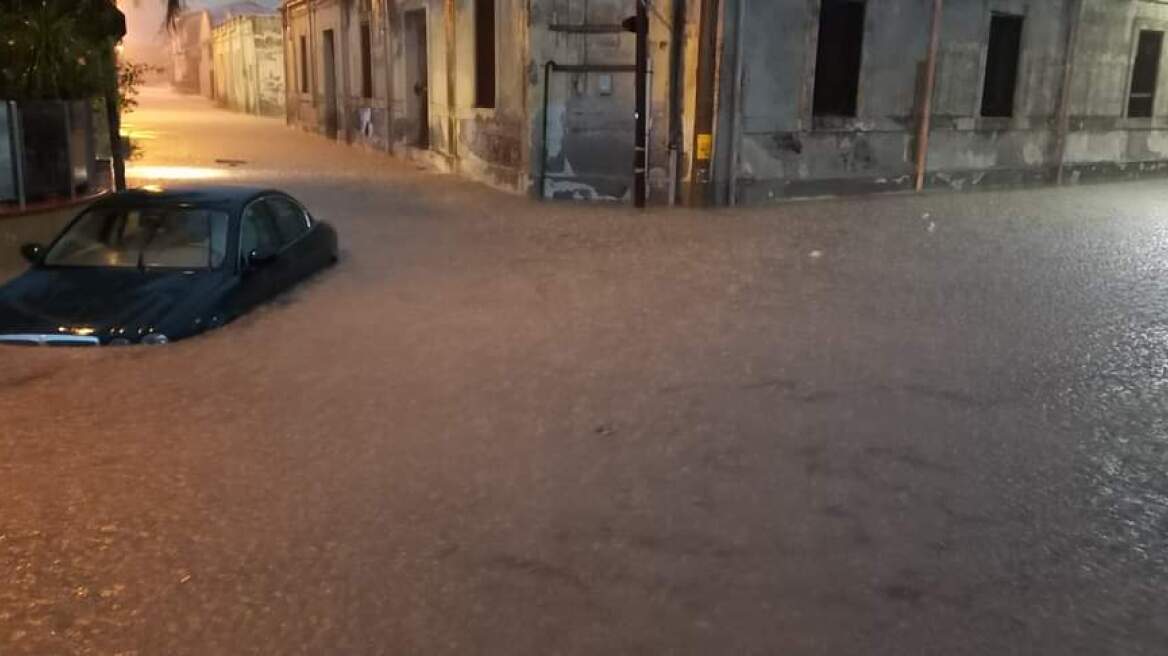 Σικελία: Κατολισθήσεις, πλημμύρες και κλειστοί δρόμοι λόγω νέας σφοδρής κακοκαιρίας