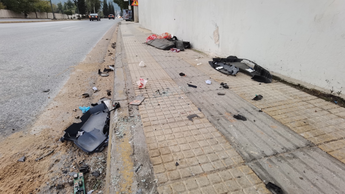 Τροχαίο με έναν σοβαρά τραυματία στην Λ. Κατεχάκη