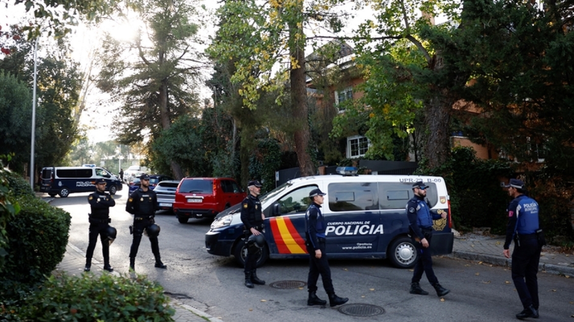 Ισπανία: Η αστυνομία κατέσχεσε τρία «ματωμένα πακέτα» με μάτια ζώων