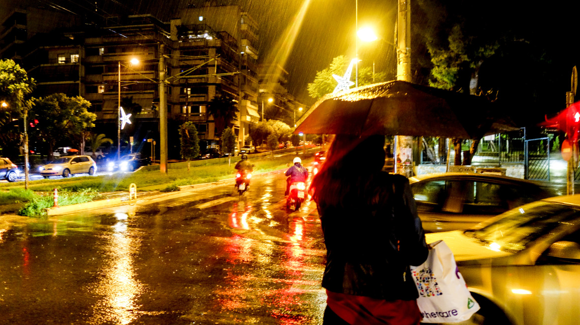 Καιρός: Σαββατοκύριακο με καταιγίδες, χαλάζι και νοτιάδες - Ποιες περιοχές θα επηρεαστούν