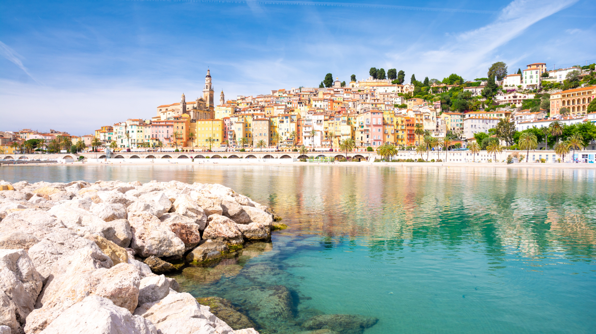 Ουκρανία: Φιλορώσοι ολιγάρχες βρίσκουν καταφύγιο στην Κυανή Ακτή