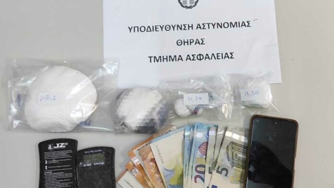 Αλλοδαπός διακινητής κοκαΐνης συνελήφθη στη Σαντορίνη