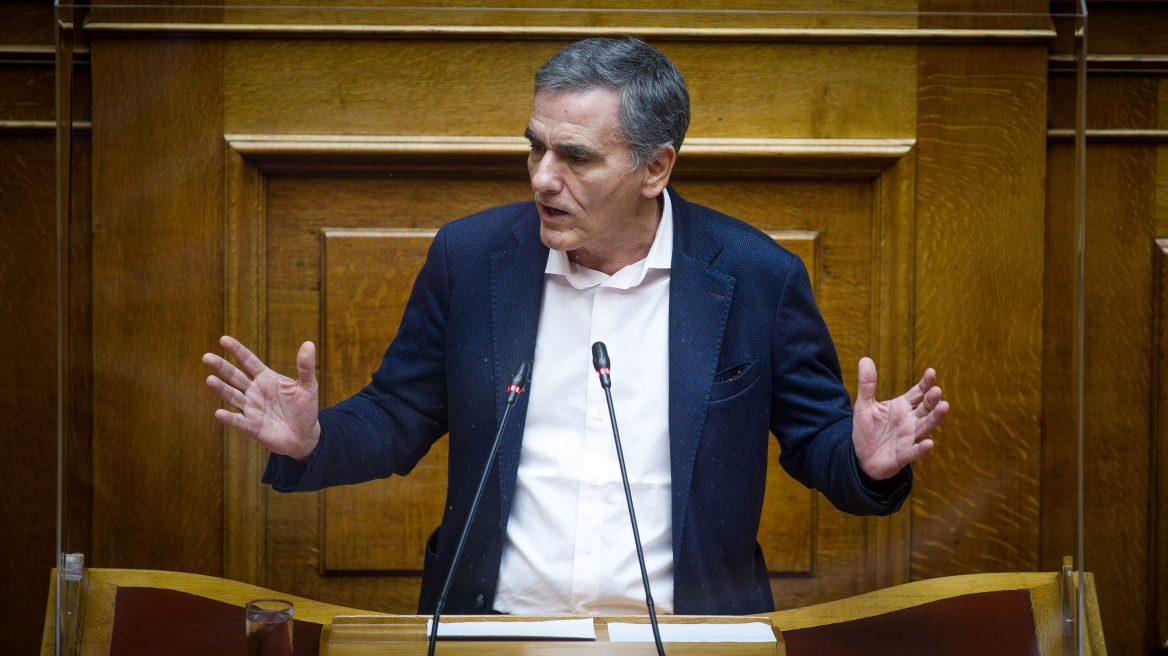 Τσακαλώτος: Σύνθημα της κυβέρνησης το «πάμε σαν άλλοτε»