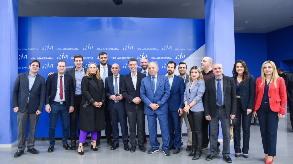 Χριστουγεννιάτικη γιορτή στα γραφεία της Νέας Δημοκρατίας - Δείτε φωτογραφίες